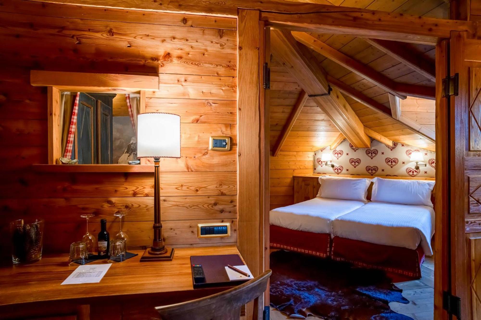 Hotel Breithorn Champoluc Dış mekan fotoğraf