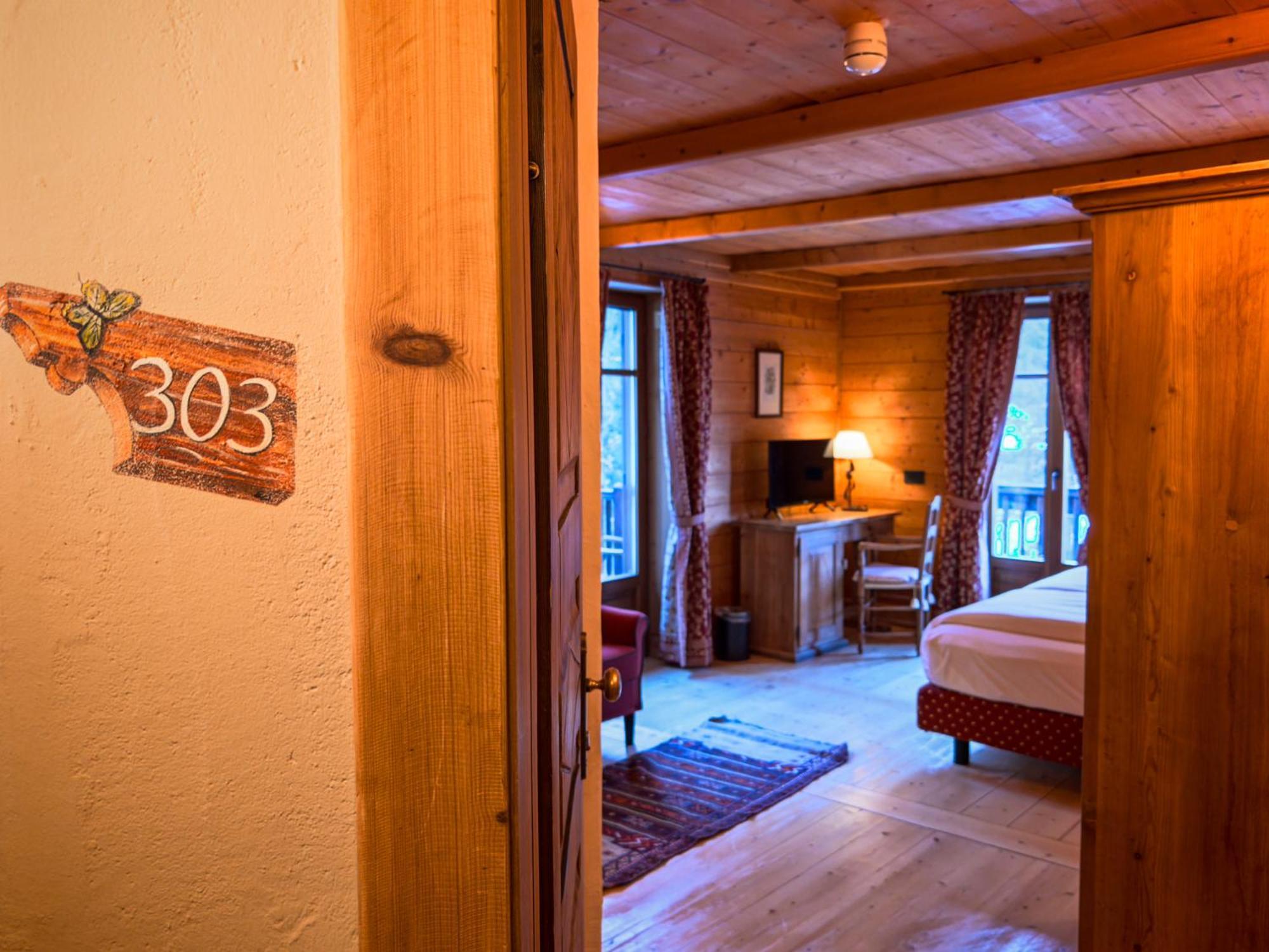 Hotel Breithorn Champoluc Dış mekan fotoğraf